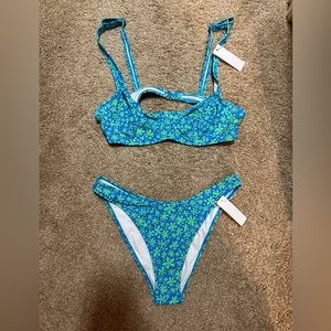 Bright Swimwear Bikini. Capri top and bottom(Ocean Dream) Size: Medium.